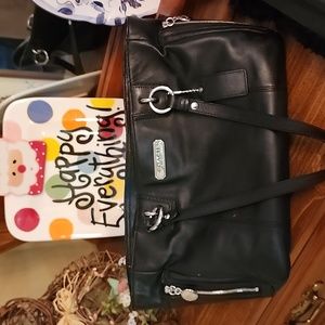 Very good condition Coach tote$35